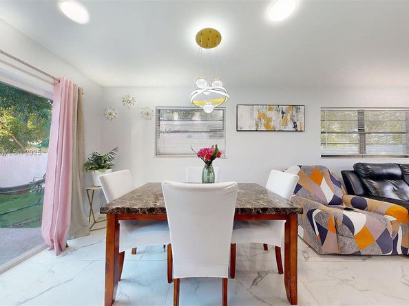 743 NW 7th Ave, Florida City FL 33034