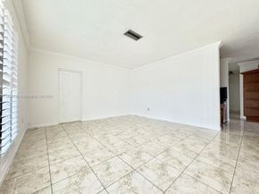 6580 W 12th Ct, Hialeah FL 33012