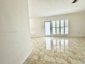6580 W 12th Ct, Hialeah FL 33012