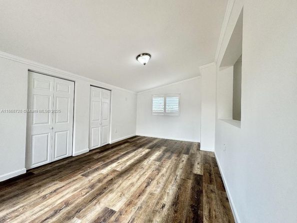 6580 W 12th Ct, Hialeah FL 33012