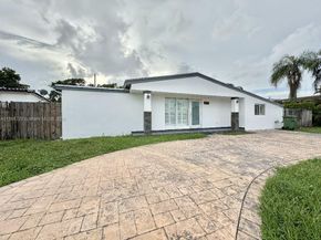 6580 W 12th Ct, Hialeah FL 33012
