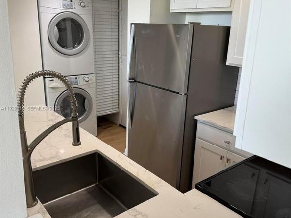 1600 SE 15th St, Fort Lauderdale FL 33316