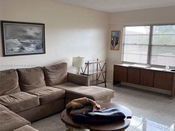 324 Fanshaw H 324 H, Boca Raton FL 33434