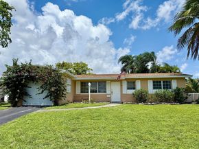 830 SW 64th Pkwy, Pembroke Pines FL 33023