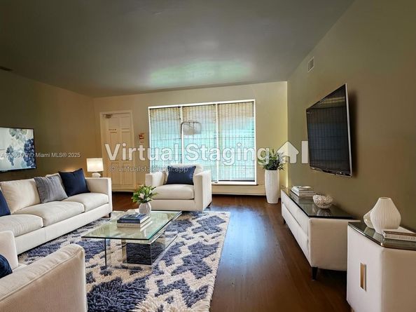 830 SW 64th Pkwy, Pembroke Pines FL 33023