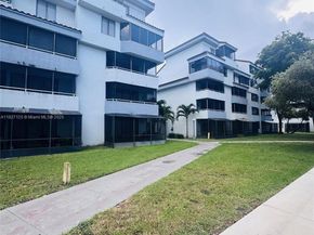 8215 SW 152nd Ave G307, Miami FL 33193
