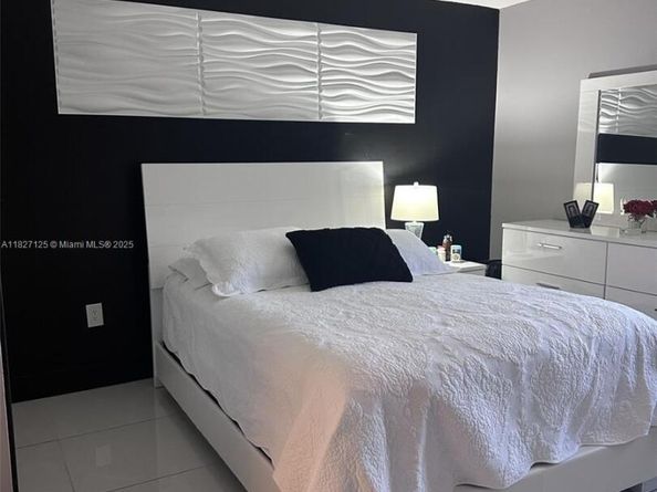 8215 SW 152nd Ave G307, Miami FL 33193