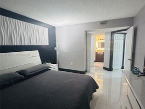 8215 SW 152nd Ave G307, Miami FL 33193