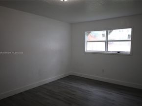 181 NE 121st St, North Miami FL 33161
