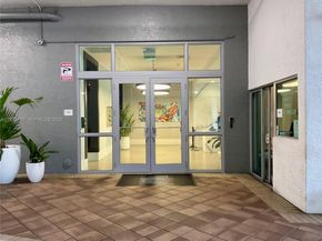 140 S Dixie Hwy 527, Hollywood FL 33020