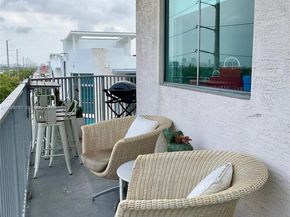 140 S Dixie Hwy 527, Hollywood FL 33020