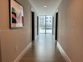 140 S Dixie Hwy 527, Hollywood FL 33020