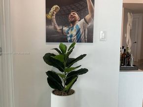 140 S Dixie Hwy 527, Hollywood FL 33020