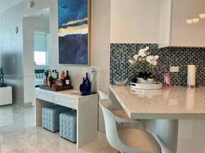 140 S Dixie Hwy 527, Hollywood FL 33020