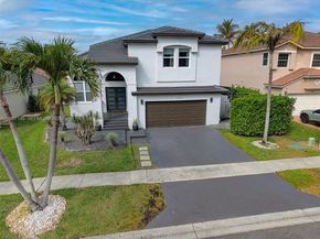 1034 NW 184th Way, Pembroke Pines FL 33029