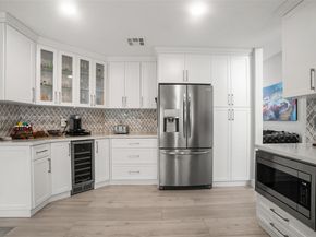 1034 NW 184th Way, Pembroke Pines FL 33029