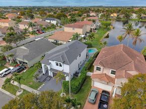 1034 NW 184th Way, Pembroke Pines FL 33029