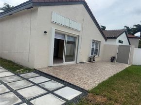 2383 SW 177th Ter, Miramar FL 33029
