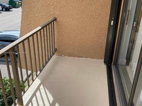 8267 SW 128th St 215, Pinecrest FL 33156