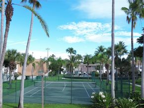 8267 SW 128th St 215, Pinecrest FL 33156