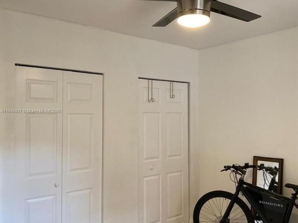 8267 SW 128th St 215, Pinecrest FL 33156