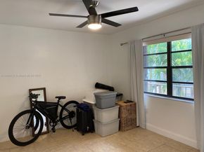 8267 SW 128th St 215, Pinecrest FL 33156