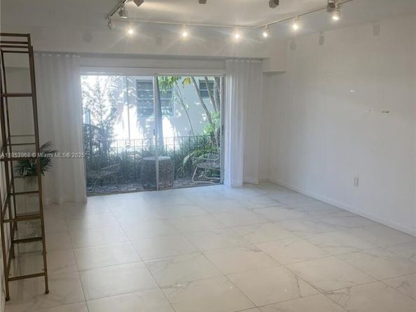 1239 Mariposa Ave 2, Coral Gables FL 33146