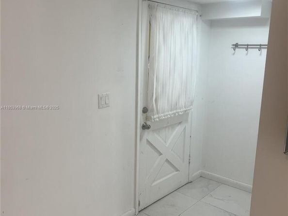 1239 Mariposa Ave 2, Coral Gables FL 33146