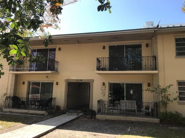 1239 Mariposa Ave 2, Coral Gables FL 33146