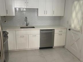 1239 Mariposa Ave 2, Coral Gables FL 33146