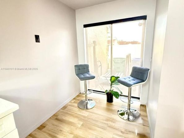 6169 NW 170th Ter, Hialeah FL 33015