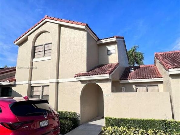 6169 NW 170th Ter, Hialeah FL 33015