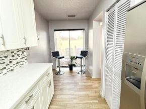6169 NW 170th Ter, Hialeah FL 33015