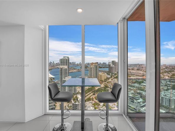 300 S Pointe Dr 3405, Miami Beach FL 33139