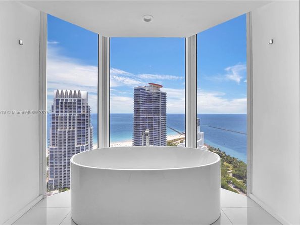 300 S Pointe Dr 3405, Miami Beach FL 33139