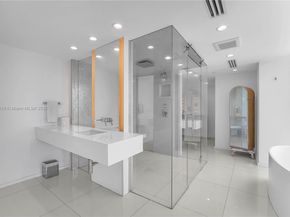 300 S Pointe Dr 3405, Miami Beach FL 33139