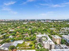 3041 Oak Ave, Miami FL 33133