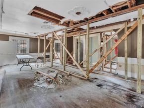 3041 Oak Ave, Miami FL 33133