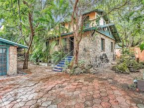 3041 Oak Ave, Miami FL 33133