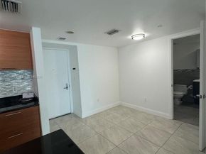 50 Biscayne Blvd 3405, Miami FL 33132