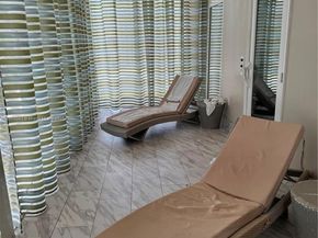 50 Biscayne Blvd 3405, Miami FL 33132