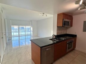 50 Biscayne Blvd 3405, Miami FL 33132
