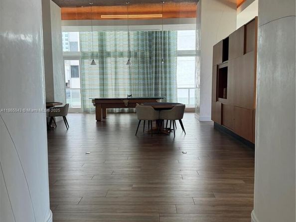 50 Biscayne Blvd 3405, Miami FL 33132