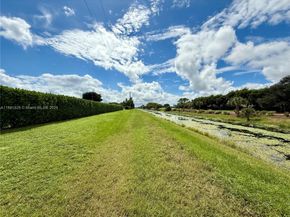 14984 Roan Ct, Wellington FL 33414