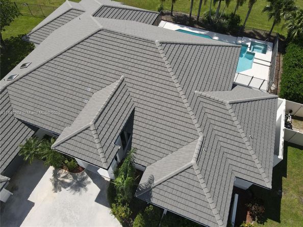 14984 Roan Ct, Wellington FL 33414