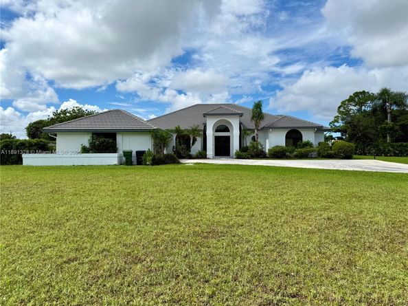 14984 Roan Ct, Wellington FL 33414