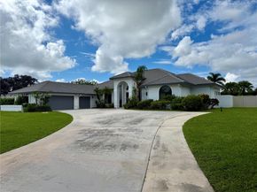 14984 Roan Ct, Wellington FL 33414