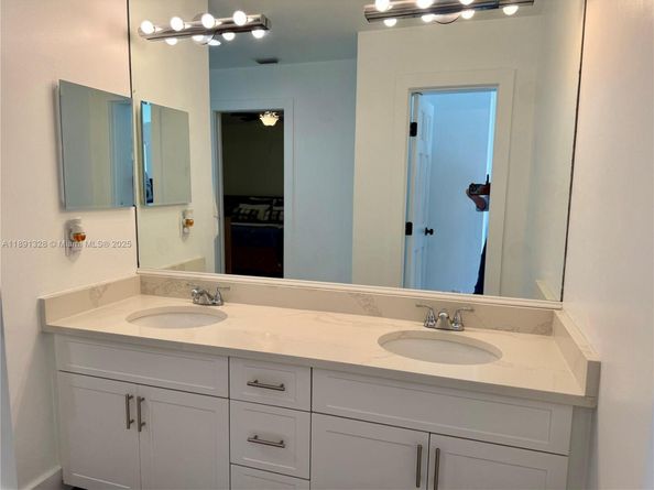 14984 Roan Ct, Wellington FL 33414