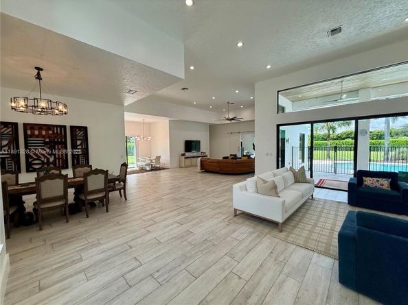14984 Roan Ct, Wellington FL 33414