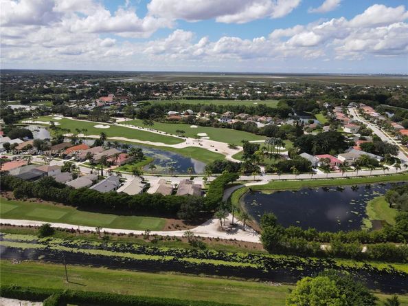 14984 Roan Ct, Wellington FL 33414